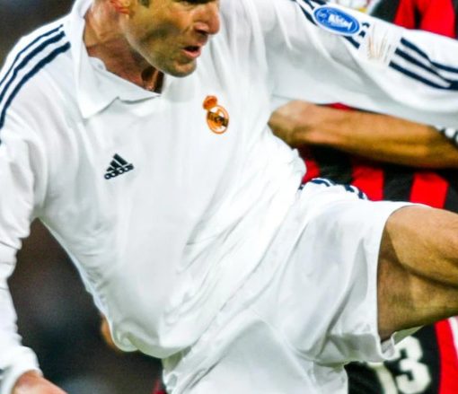 Legendární dresy éry Zidana Jakou cenu má 'nebeský zásah' z roku 2002