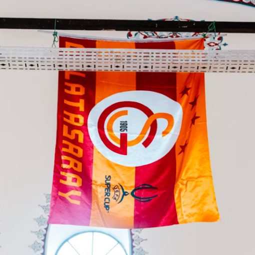 Jak zakomponovat Galatasaray merch do svého fitness šatníku